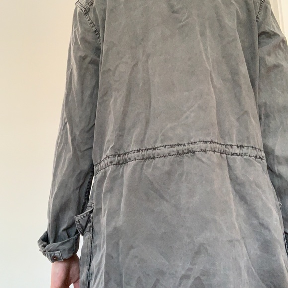 Aritzia Army jacket size small! - Picture 4 of 5
